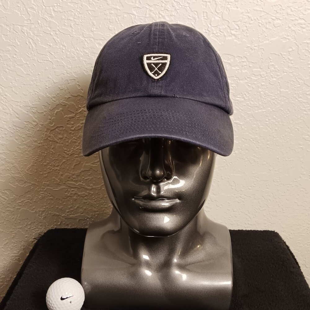 NIKE VINTAGE GOLF SHEILD HAT - ADJUSTABLE - BLUE